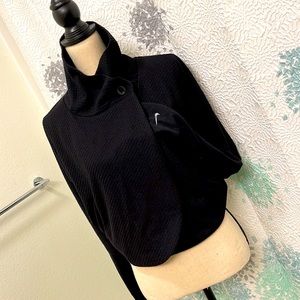 Nike Dri Fit Crop Cape